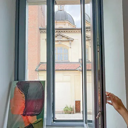 Evelina Malpensa & Busto Centro Lägenhet
